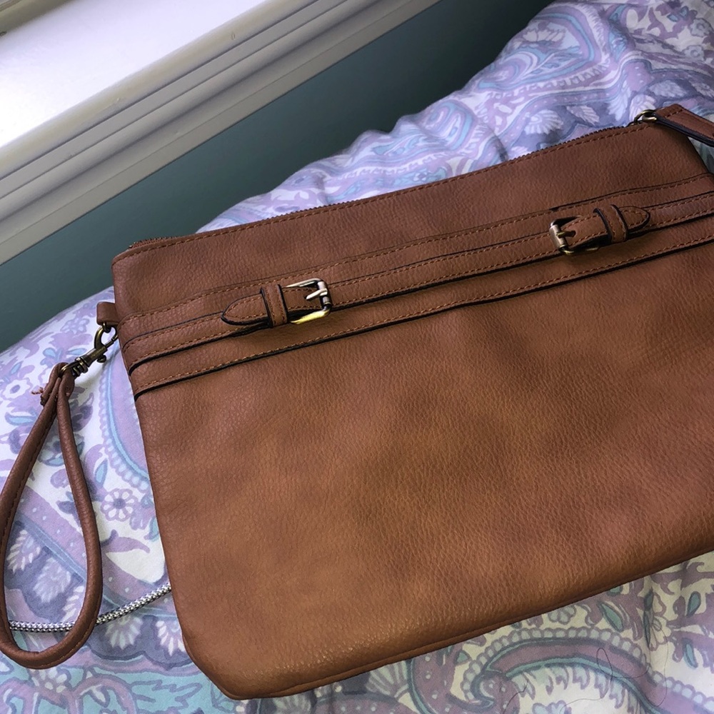 Tan small wrist purse